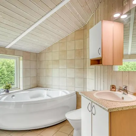 Lyly - 400m From The Sea By Interhome Feriehus *